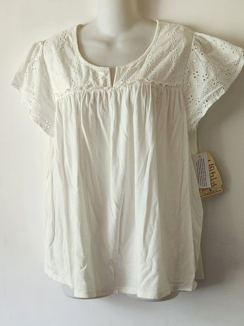 One World top sz L white eyelet NWT